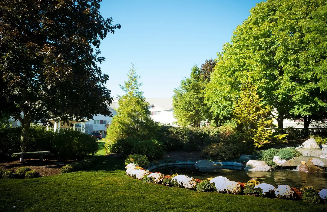 Best Western Plus Executive Court Inn & Conference Center-1